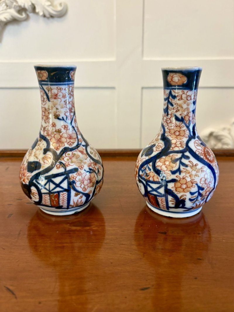 Small Pair of Antique Edwardian Quality Japanese Imari Vases